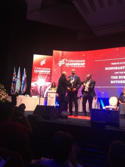 Prof Dr Gerard Meijer received an honorary doctorate from the Hebrew University of Jerusalem.