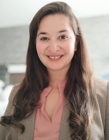 Dr. Mariana Cecilio de Oliveira Monteiro