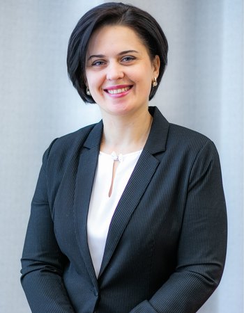 Dr. Iryna Antonyshyn 