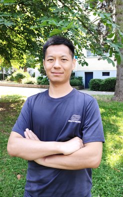 Dr. Wei Nie