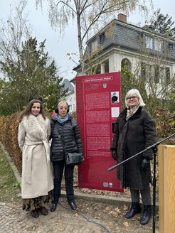Prof. Dr. Beatriz Roldán Cuenya, Prof. Dr. Annette Vogt und Cerstin Richter-Kotowski