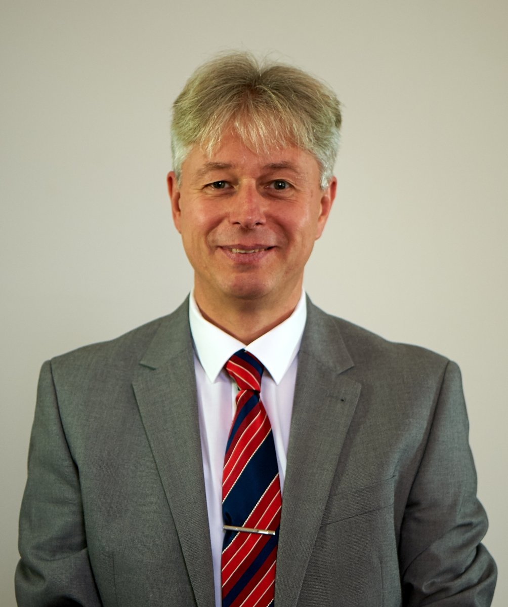 Dr. Martin Penno