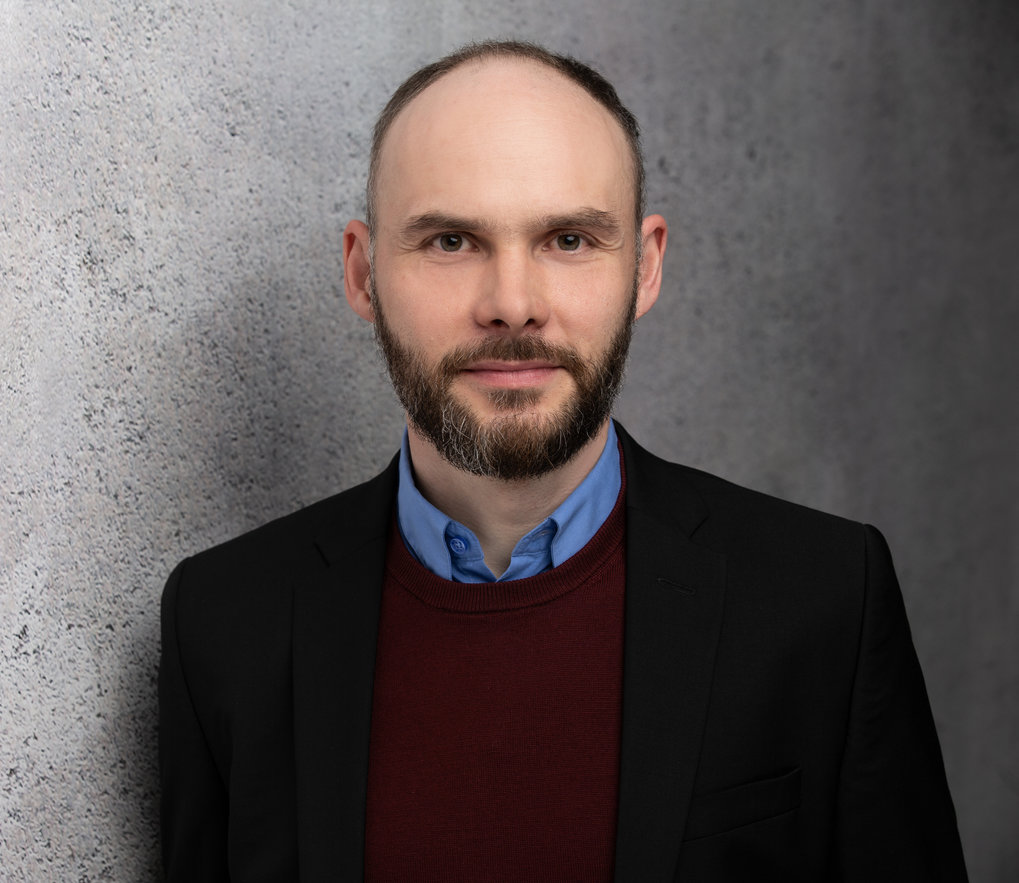 Dr. Arno Bergmann