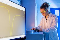 Clara Rettenmaier has been doing her PhD in the electrochemistry group with Prof. Dr. Beatriz Roldán Cuenya since June 2018.